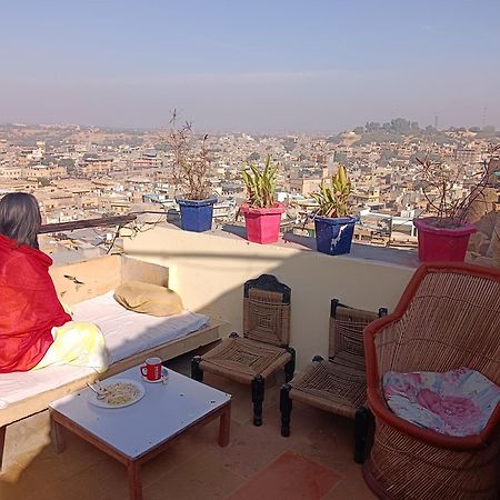 Ideal Guest House Jaisalmer Bagian luar foto