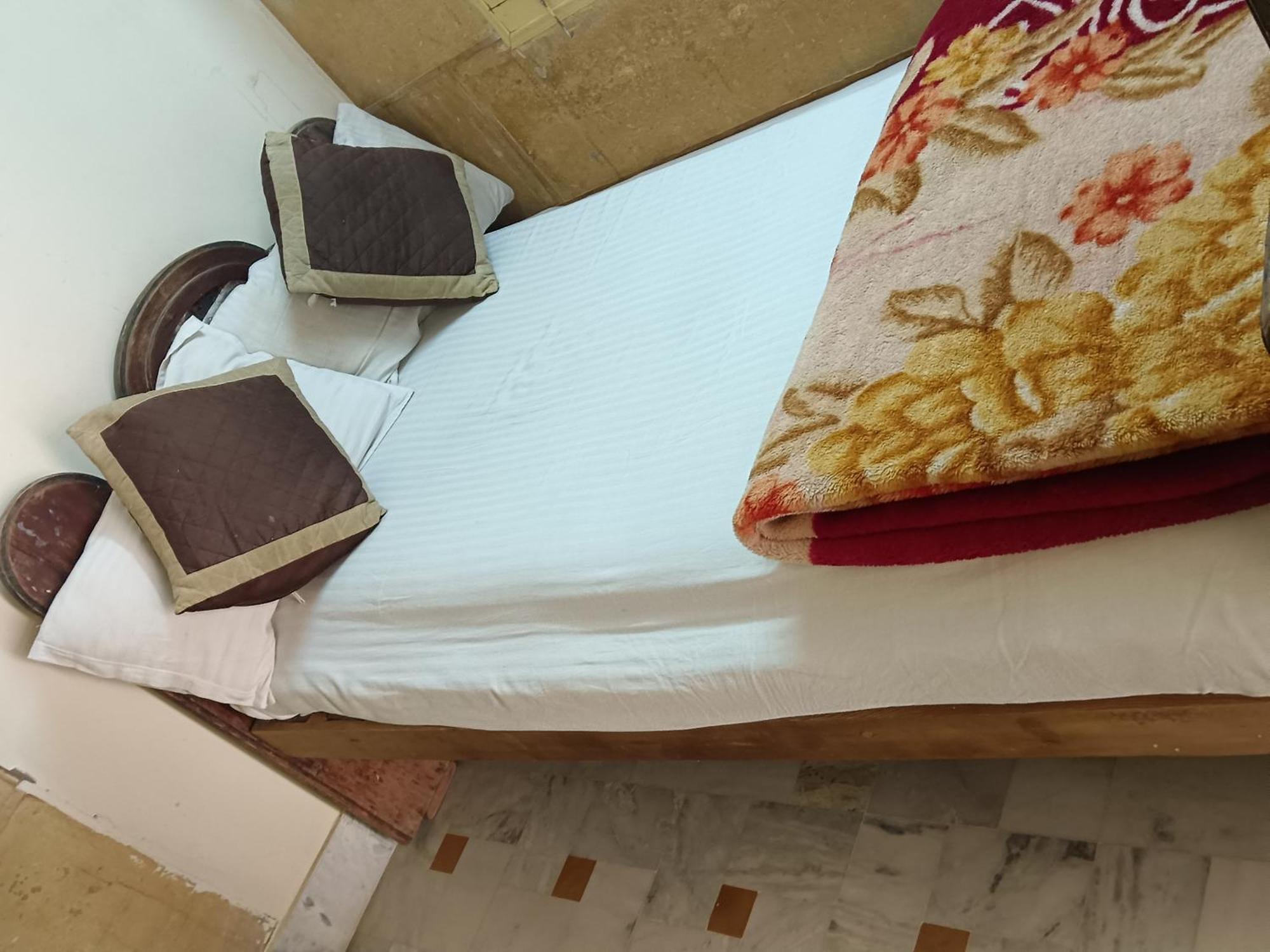 Ideal Guest House Jaisalmer Bagian luar foto