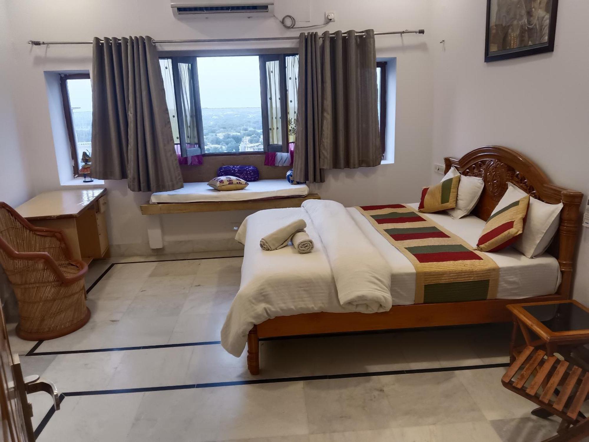 Ideal Guest House Jaisalmer Bagian luar foto