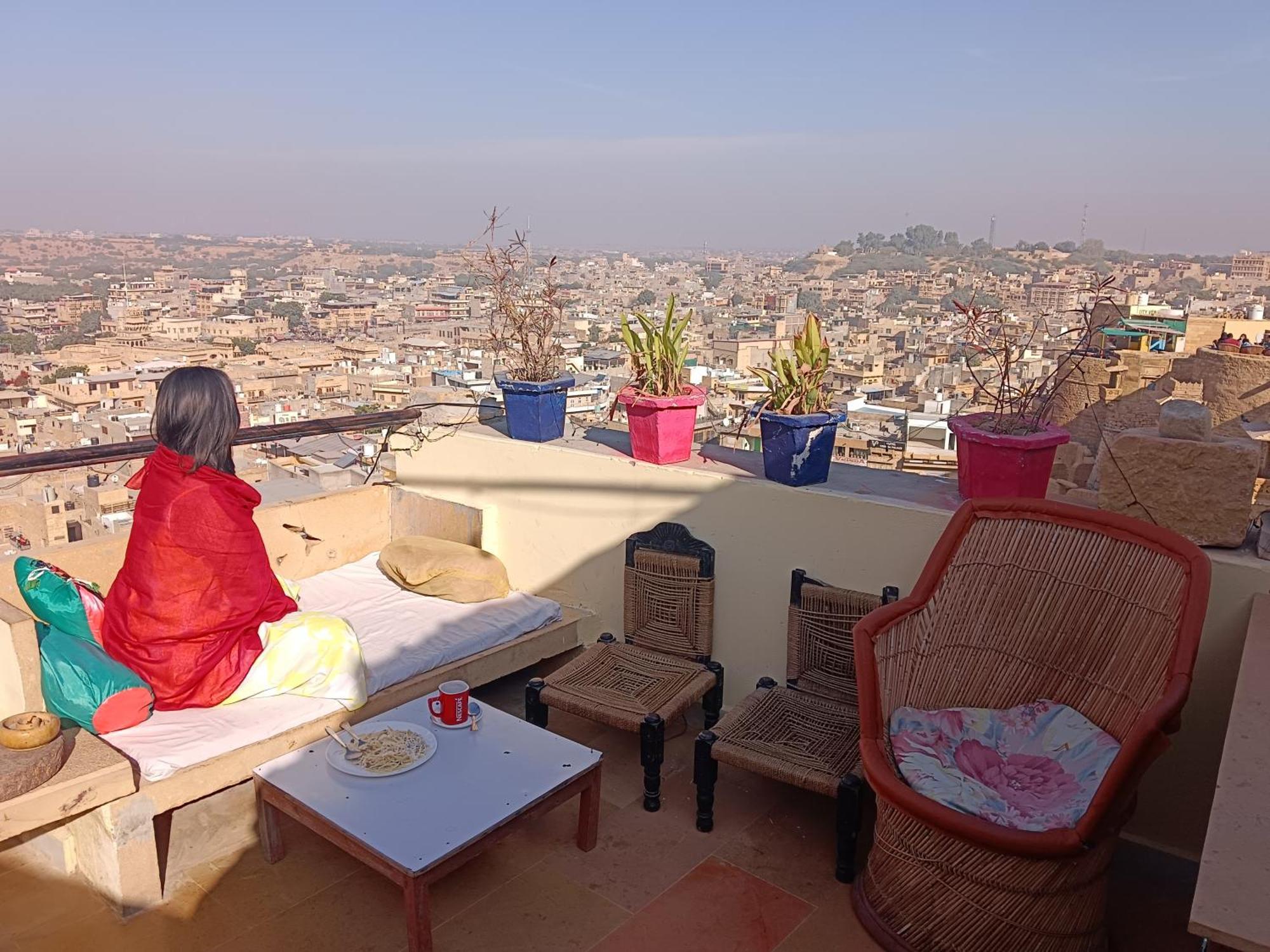 Ideal Guest House Jaisalmer Bagian luar foto