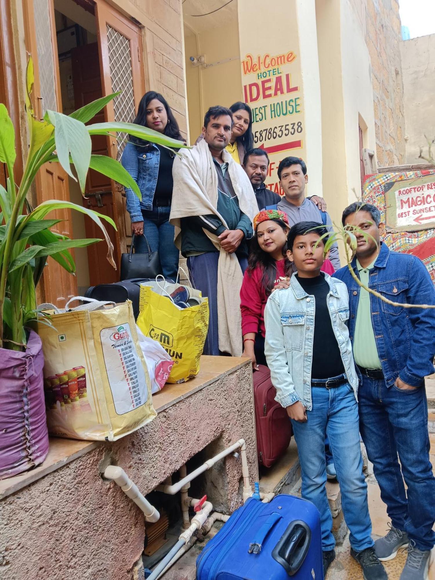 Ideal Guest House Jaisalmer Bagian luar foto